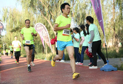 路跑升温引领健康中国2017马拉松再启程