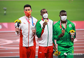 DAY7丨男子三级跳远朱亚明摘银 中国男女4x100米接力队携手闯入决赛