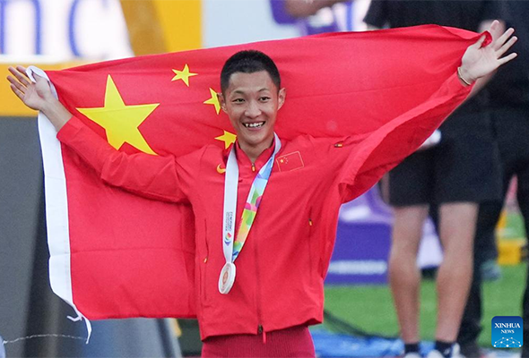 Wang Jianan takes historic long jump gold for China at athletics worlds