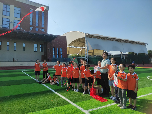 中国风筝文化进校园展示—宁波市海曙区古林镇中心小学