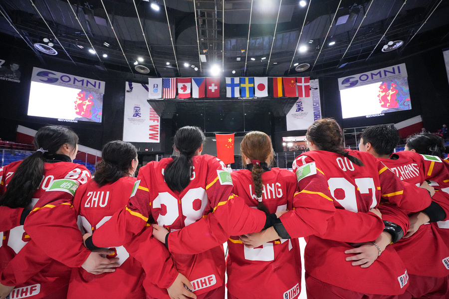 中国女子冰球队队服图片